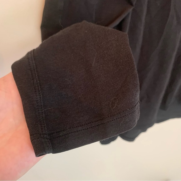 Lululemon Black Scoop Neck Long Sleeve Tee 8 - Picture 3 of 7